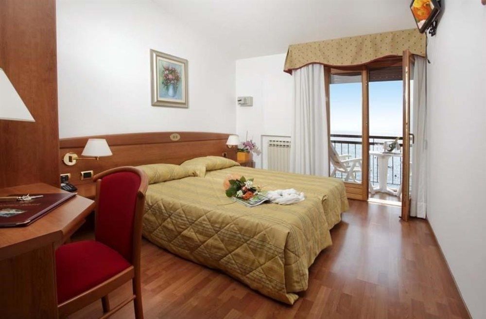 Beach Hotel Rosa Malcesine Exteriér fotografie